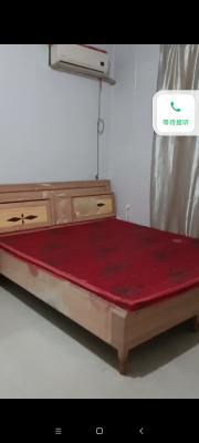 �����Ϲ�Сѧ9000����һ����ů��ְ���´����9000��ˮ���