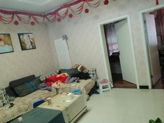 �㳡����һ��50ƽһ����500������һ��10500��������Ȼ��