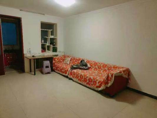 ��̩С������һ��12000��װ������һ������Сѧ��һ��