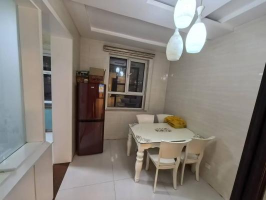 ������԰���ʻ���С�����Ҷ���һ��һ�� 