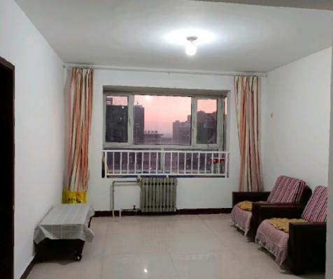 �����Ͷ���һ��һ���ů����ͣ��  �Ϲ⻨԰���Ҿ�װ����