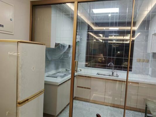 ��������һ��600-��ͣ��  ����һ�����긶  ��̩����13000