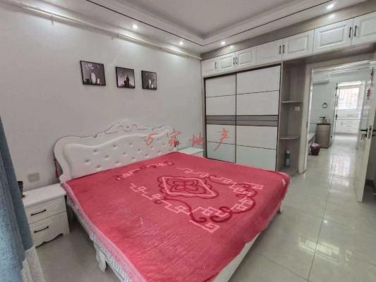 �˶�¥��װ�޻鷿��ͣ������һ��һ¥��ˮ���12000