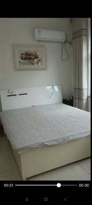 ������һ��һ���յ���ˮ��350һ���£� ����һ��9000