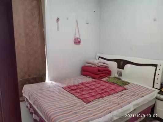 19434����ʥ��С������һ��һ��һ����100ƽ�м�¥�㣬�����յ���ˮ�����̻���ɳ���輸�¹񣬱���ϴ�£������ס18303365312