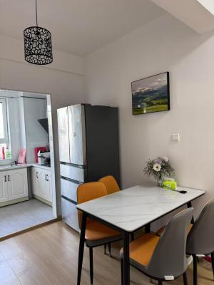 ������һ��һ��һ��700 �Ƹ������Ϲ�Сѧ����С��14000