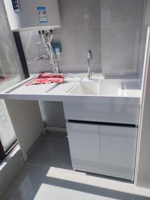 �����ڷɳ��·���������һ��һ��һ��