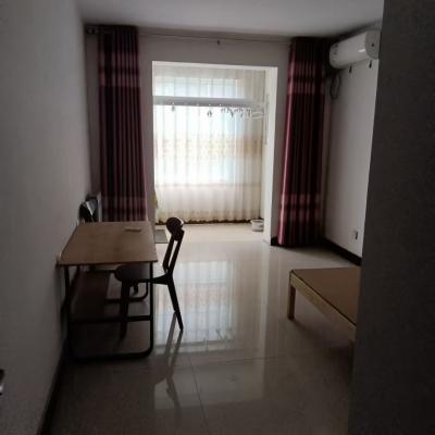 ���ж��Ҷ���800�������긶10500��ʢ�������ϻ����Һ�ͣ��