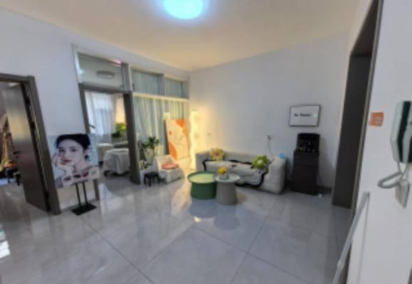 ����һ��һ��500��һ�и��¾�װ�ޱ̹�԰�����ǣ���ɽ�ø�