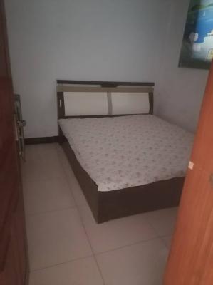 ����Сѧ������һ������СԺ���⣬�����ߵ���