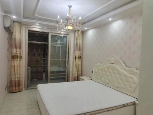 859E����ʥ��С�����Ҷ���һ��һ�� 116ƽ �м�¥��Ҿ߼ҵ���ȫ���ĸ��յ������䣬ϴ�»������ӣ������ס�绰18303365312