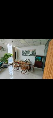 �ͼ۳���д��¥�칫��