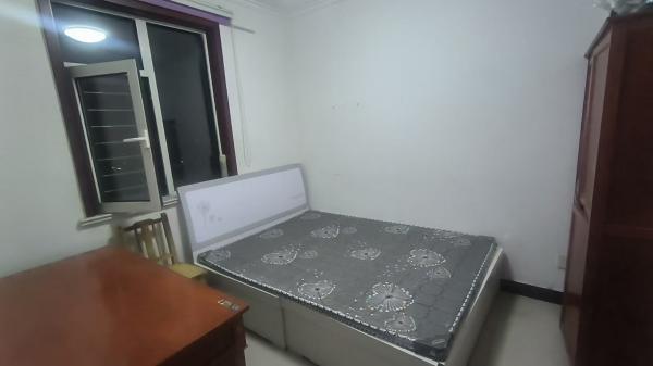 ���ϼ�԰����һ��75ƽ60ƽ �����ס18303365312