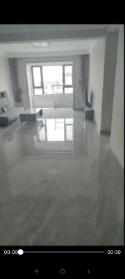 �׺�С����ˮ����ͣ��һ��1���ң����������11000��װ