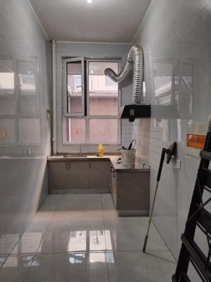 һ�и���һ��700-800������������һ����ͣ����װ���·�