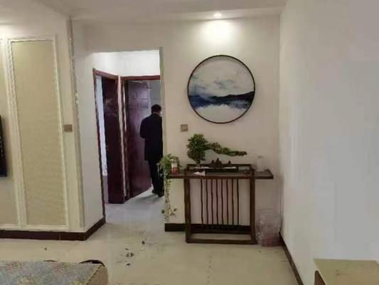 ���϶��Ҿ�װ��1.5����Է��������һ����װ�޺�ͣ��