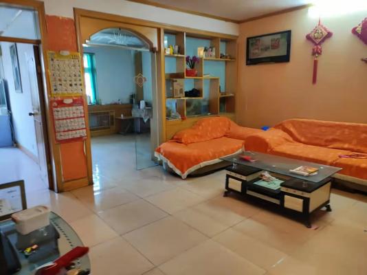 �����������г���