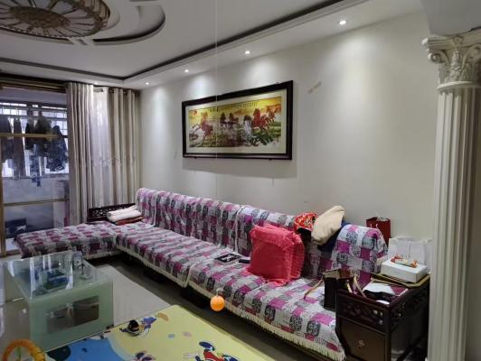 �Ƹ����ݶ���9000һ�꣬������СԺ13000����ǿ�����·�1100