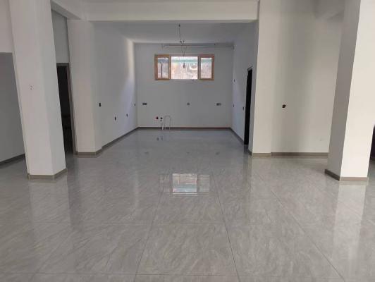 �����´�����һ��12000������һ��һ��60ƽ��װ��7000��Ǯ