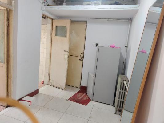 ��Կ��26132���⽨��С������һ��һ��һ����70ƽ��¥���յ���ˮ�����̻�ɳ���¹����18303365312