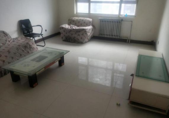 ʵ��Сѧ���Ҿ�װ��ǿСѧ����һ����װ�ޱ���ϴ�»�12000