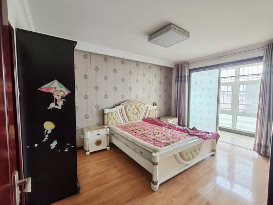 E7E3���⸻�л�԰��140ƽ�����Ҷ�������һ���м�¥����ӿյ�ϴ�»���ˮ�����Ҿ߼ҵ���ȫ�����ס�绰18303365312