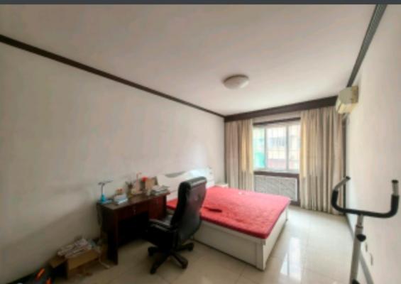 ����Ǹ���һ��һ��600��ͣ��������԰��̩����һ��1.3��