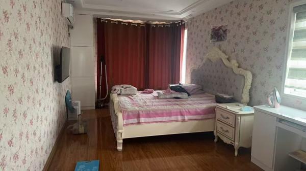 ��Ȫ����13000��ͣ������Է�������Һ�ͣ����װ��18000