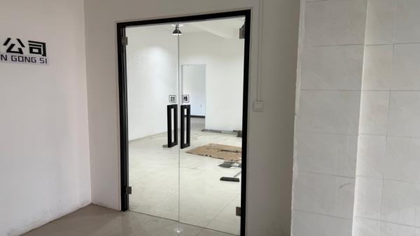 �䰲���и�����ƽ�����