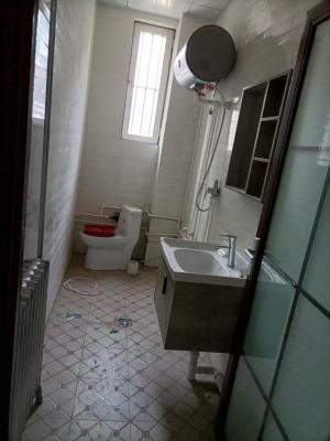 17716�Ҹ��Ǹ���������һ����һ��һ�� ��¥�ٽ�����Сѧ�����У�������ˮ�����̻��յ�������Է��ѧ���յ��������ס������λ����Խ��ͣ������18303365312