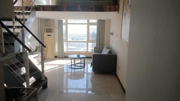 ������һ��һ����ͣ����٣������ֶ���һ��8000��΢��