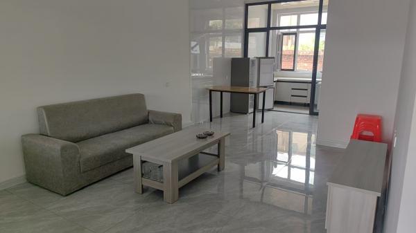 ��ǿС˳��������һ����ͣ����װ��һ���ǧ��һ��7000