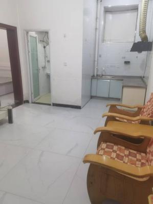 ���⸻ǿСѧ��������һ��һ��һ��������8000����������һ����700