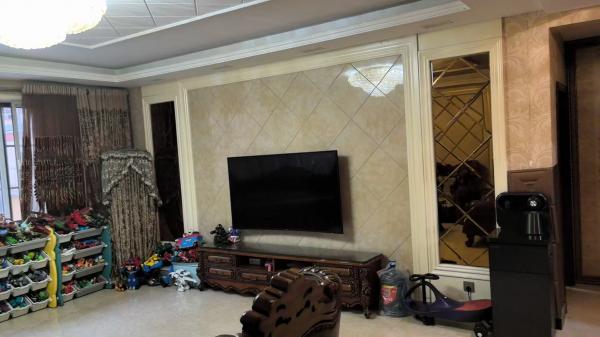 ����������12000��ͣ������Է�����������Һ�ͣ����΢��