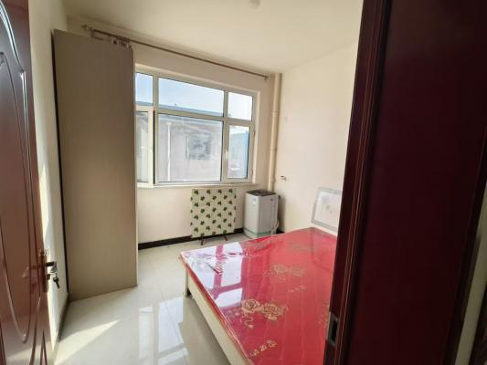 ������СԺ����13000��ˮ��磬��ǿСѧ�����·���װ��