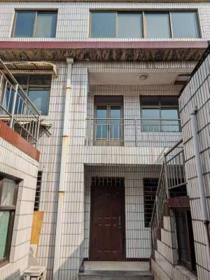 �׺�СѧСԺ��ˮ�������һ����ͣ��11000��ס�칫���齫