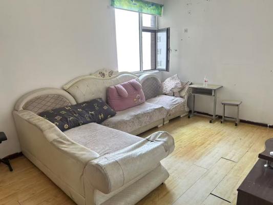 ��ǿСѧ����һ��9000�ɶ��⣬����һ��12000���յ�����