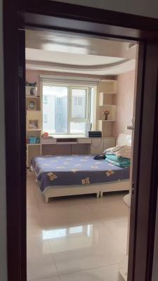 ��ǿСѧ����һ��������һ��С����ˮ���3�յ�12000