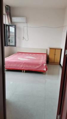 �����¥��Ԫ¥����һ���������ס