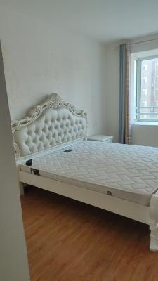 ����ѧУ������ͥС����Ԫ¥����һ��