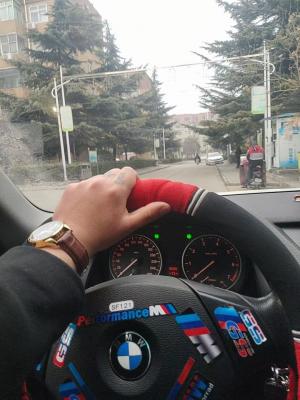 ��Ƹ�������